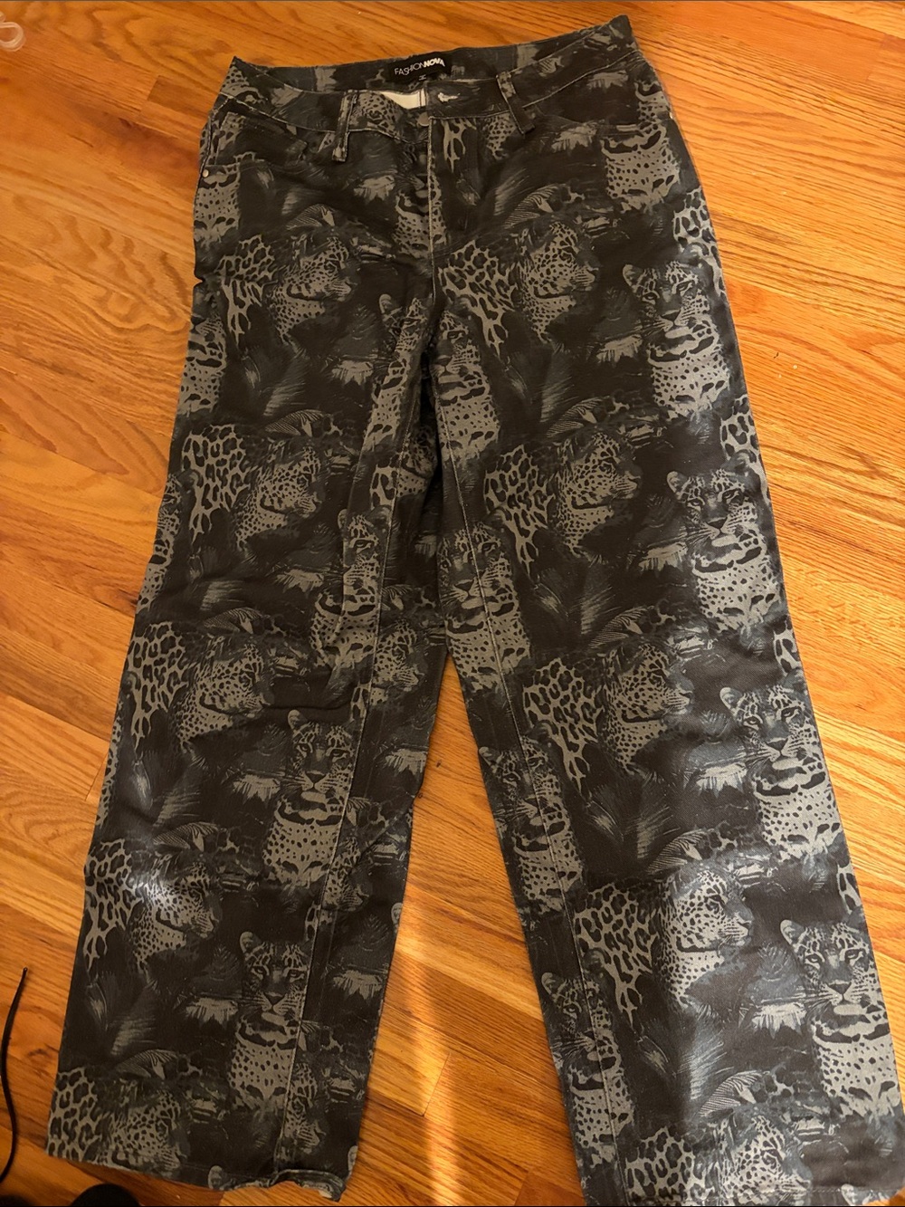 Juniors Printed Black Gray wide jeans no stretch